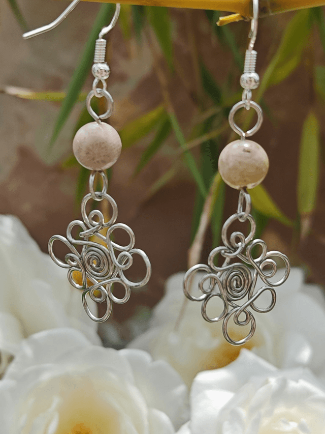 Fleur éternelle, boucles d'oreilles en corail fossilisé