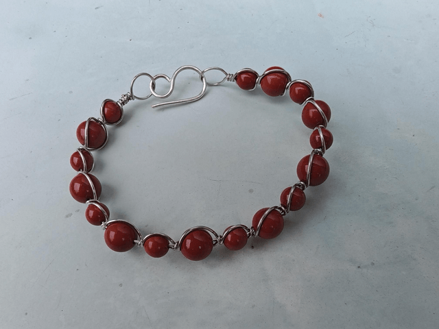 Bracelet antique jaspe rouge 