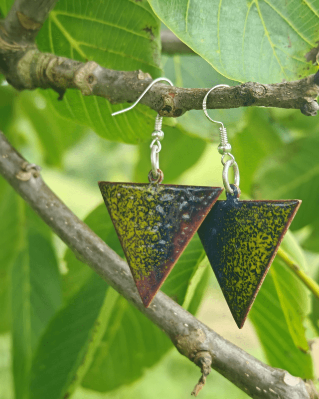 Triangle Astral, Boucles d'oreilles émail
