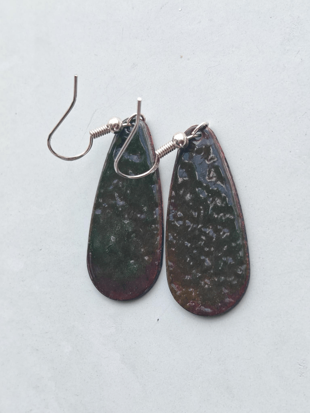 Gouttes de lumière, Boucles d'oreilles émail