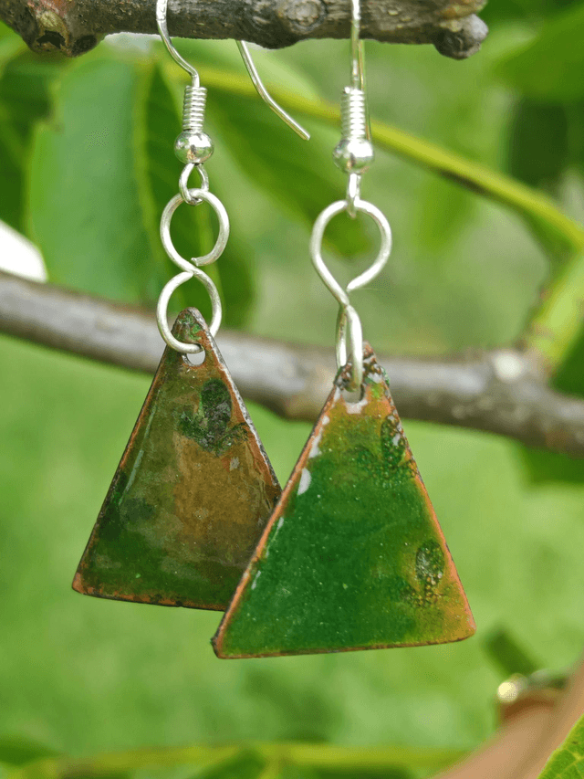 Trésors oubliés, Boucles d'oreilles émail